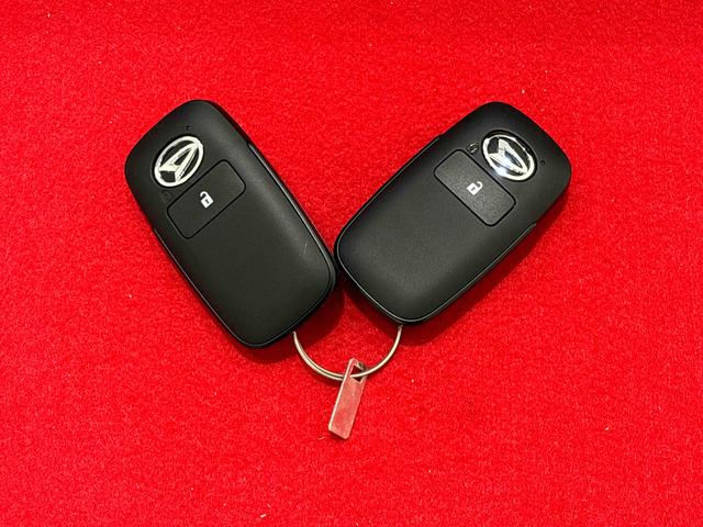 タフト Ｇ　ダーククロムベンチャー　バックモニター　シートヒーター　スカイフィールトップ　クロムパック　メッキパック　シルバーアンダーガーニッシュ　インテリアアクセント　ＬＥＤオートライト＆フォグランプ　電動パーキングブレーキ　バックカメラ　アルミホイール（48枚目）