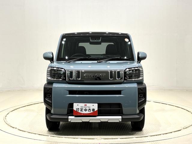 タフト Ｇターボ　クロムベンチャー　全車速追従機能付ＡＣＣ　純正ナビ装着用アップグレードパック　本革巻ステアリングホイール　電動パーキングブレーキ　オートブレーキホールド機能　運転席・助手席シートヒーター　運転席シートリフター　チルトステアリング（6枚目）