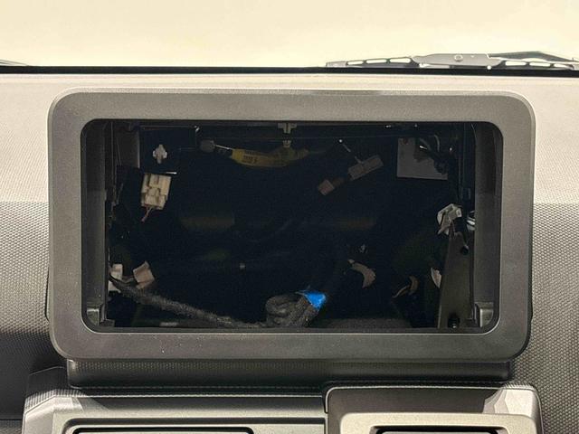 タフト Ｇターボ　クロムベンチャー　全車速追従機能付ＡＣＣ　純正ナビ装着用アップグレードパック　本革巻ステアリングホイール　電動パーキングブレーキ　オートブレーキホールド機能　運転席・助手席シートヒーター　運転席シートリフター　チルトステアリング（16枚目）