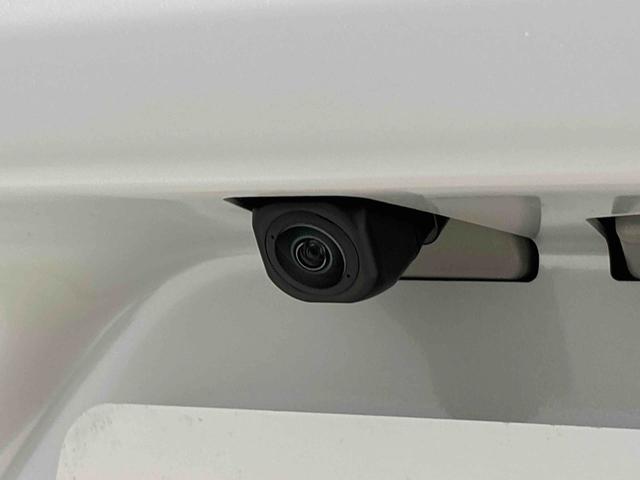 �i�r�Q�[�V�������𑕒������ꍇ�Ƀo�b�N����Ƃ�����̈��S�m�F���ł���o�b�N�J�������t���Ă܂�