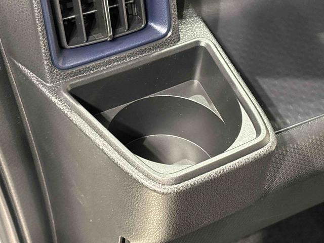 ����ȑ��ɂ��@�荞�ݎ��J�b�v�z���_�[