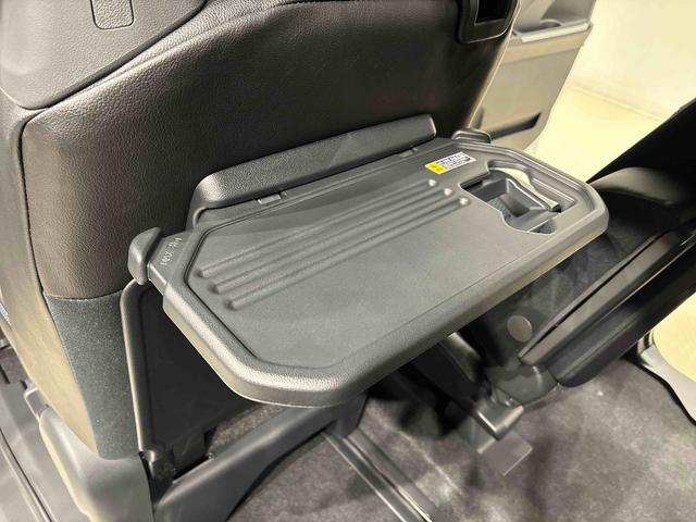 ���ݕ���H�ו����C�y�ɒu����i�[���V�[�g�o�b�N�e�[�u�����A�^�]�ȂƏ���Ȃ̔w������ɂ��p�ӁB�ԓ��̋x�e�����K�ł��I