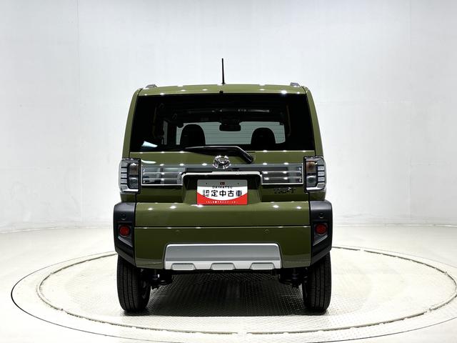 タフト Gターボ クロムベンチャー バックモニター シートヒーター スカイフィールトップ クロムパック メッキパック シルバーアンダーガーニッシュ インテリアアクセント LEDオートハイビーム&フォグランプ 電動パーキングブレーキ バックカメラ アルミホイール(9枚目)