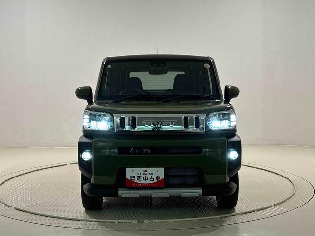 タフト Gターボ クロムベンチャー バックモニター シートヒーター スカイフィールトップ クロムパック メッキパック シルバーアンダーガーニッシュ インテリアアクセント LEDオートハイビーム&フォグランプ 電動パーキングブレーキ バックカメラ アルミホイール(43枚目)