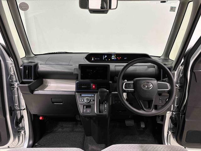 タント Ｘ　両側スライド片側電動スライドドア　キーフリーシステム　純正ナビ装着用アップグレードパック　運転席・助手席シートヒーター　電動式パワーステアリング　オートブレーキホールド機能　運転席シートリフター　チルトステアリング　格納式リヤドアサンシェード（11枚目）