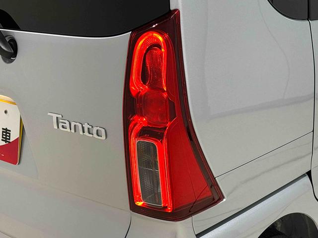 タント Ｘ　両側スライド片側電動スライドドア　キーフリーシステム　純正ナビ装着用アップグレードパック　運転席・助手席シートヒーター　電動式パワーステアリング　オートブレーキホールド機能　運転席シートリフター　チルトステアリング　格納式リヤドアサンシェード（47枚目）