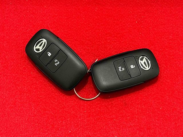 タント Ｘ　両側スライド片側電動スライドドア　キーフリーシステム　純正ナビ装着用アップグレードパック　運転席・助手席シートヒーター　電動式パワーステアリング　オートブレーキホールド機能　運転席シートリフター　チルトステアリング　格納式リヤドアサンシェード（49枚目）