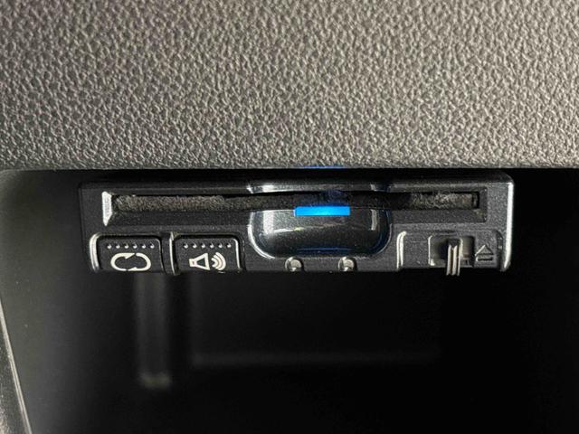 �d�s�b�J�[�h��}�����邱�Ƃō������H�𗘗p����ۂ̎x�������L���b�V�����X�ɂȂ�����A�d�s�b�X�}�[�g�C���^�[�`�F���W�����p�ł�����A�ƂĂ��֗��ȃA�C�e���ł��I