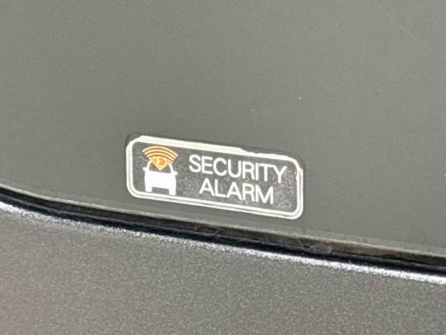 �s���Ƀh�A���J����Ǝ����u�U�[����A�O���ɃN���N�V�����ňُ�����m�点����Z�L�����e�B�A���[��