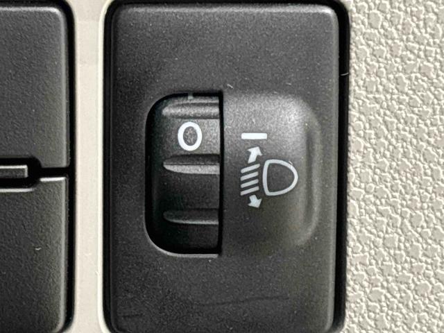 ミライース Ｘ　リミテッドＳＡＩＩＩ　ＬＥＤヘッドランプ　セキュリティアラーム　コーナーセンサー　１４インチフルホイールキャップ　キーレスエントリー　電動格納式ドアミラー　ショツピングフック　マニュアルエアコン（21枚目）