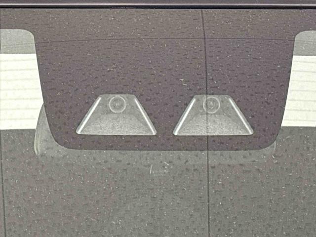 ����ɐi�������X�}�[�g�A�V�X�g�R���A�^�]���́u�q���b�v�Ƃ���V�[���ŏՓˉ���̎x�����Q�̌y����}����S�^�]���x�����܂�