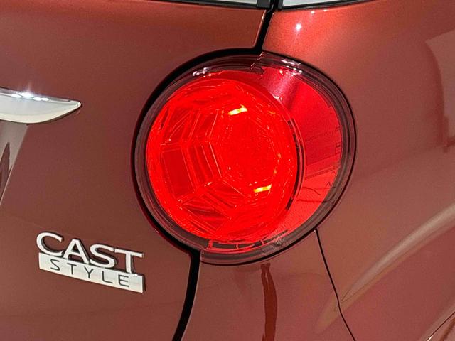 キャスト スタイルX SAIII マルチリフレクターハロゲンヘッドランプ フルホイールキャップ オートライト プッシュボタンスタート セキュリティアラーム 電動格納式ドアミラー(45枚目)