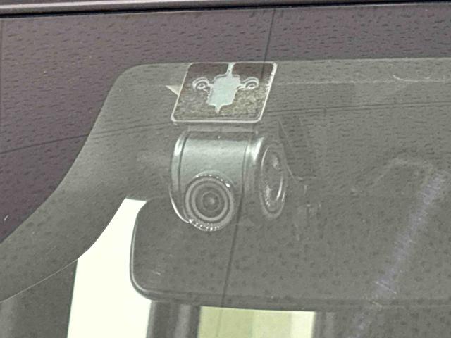 タント カスタムXスタイルセレクション 純正ナビゲーション ETC パノラマモニター対応純正ナビ装着用アップグレードパック ドライブレコーダー 運転席・助手席シートヒーター 運転席ロングスライドシート 両側電動スライドドア キーフリーシステム(9枚目)