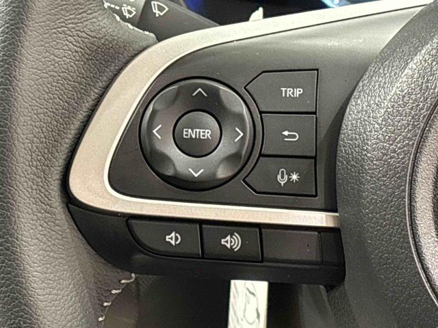 �i�r�Q�[�V�����̑��삪�n���h���̎茳�łł���X�e�A�����O�X�C�b�`���t���Ă܂��B���s���A���������炷���ƂȂ����S�ł��B