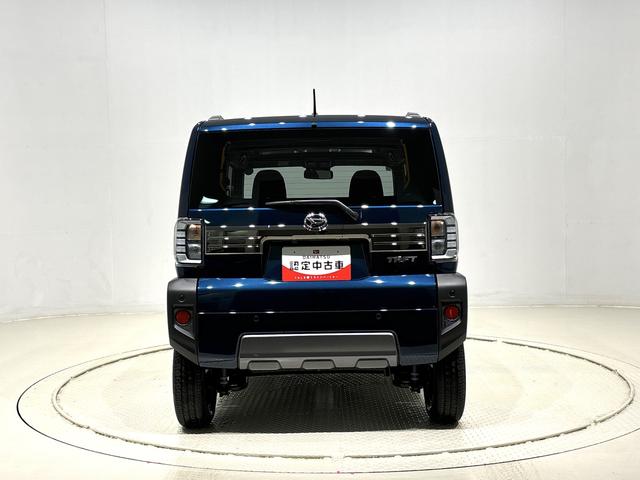 タフト Ｇ　ダーククロムベンチャー　バックカメラ付き　スカイフィールトップ　クロムパック　メッキパック　シルバーアンダーガーニッシュ　インテリアアクセント　ＬＥＤオートライト＆フォグランプ　電動パーキングブレーキ　バックカメラ　アルミホイール（9枚目）