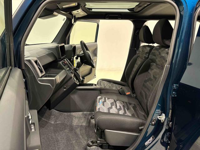 タフト Ｇ　ダーククロムベンチャー　バックカメラ付き　スカイフィールトップ　クロムパック　メッキパック　シルバーアンダーガーニッシュ　インテリアアクセント　ＬＥＤオートライト＆フォグランプ　電動パーキングブレーキ　バックカメラ　アルミホイール（34枚目）