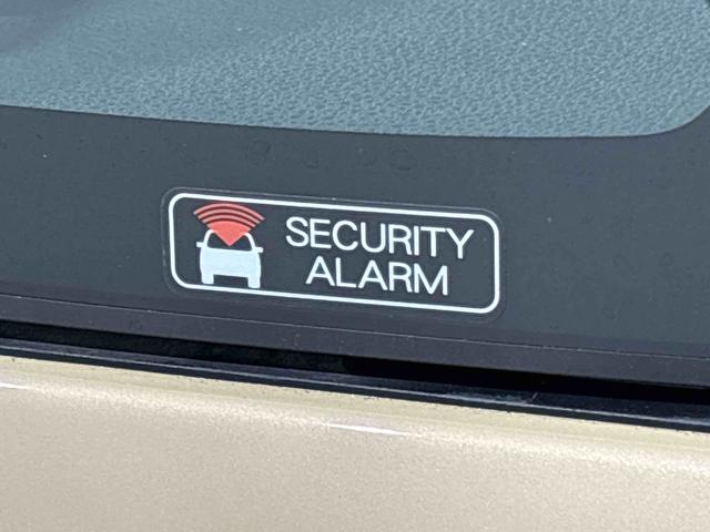 タント ファンクロスターボ　バックモニター　前席シートヒーター　電動パーキングブレーキ　後席両側パワースライドドア　サイドエアバッグ　ＬＥＤヘッドライト・フォグランプ　プッシュボタンスタート　オートライト　セキュリティーアラーム　純正１５インチアルミホイール（42枚目）