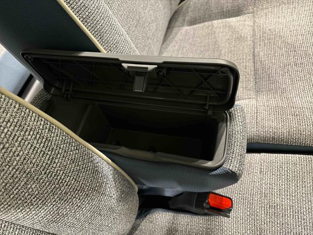 ムーヴキャンバス ストライプスＧターボ　両側電動スライドドア　バックカメラ付　オーディオレス操作用ステアリングスイッチ　オートライト　オートハイビーム　ＬＥＤヘッドライト　ＬＥＤフォグランプ　前席シートヒーター　ＳＲＳサイドエアバッグ　アダプティブルクルーズコントロール付（30枚目）