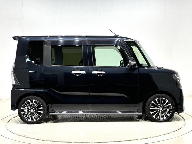 タント カスタムＲＳ　ナビ　パノラマモニター　ＬＥＤオートライト　パワースライドドアウェルカムオープン機能　オート電動格納式ドアミラー　助手席ロングスライド　助手席イージークローザー　アルミホイール　キーフリーシステム（11枚目）