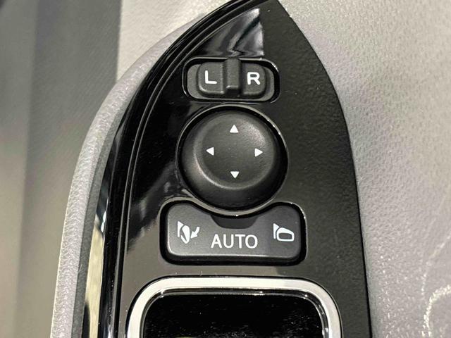 タント カスタムＲＳ　ナビ　パノラマモニター　ＬＥＤオートライト　パワースライドドアウェルカムオープン機能　オート電動格納式ドアミラー　助手席ロングスライド　助手席イージークローザー　アルミホイール　キーフリーシステム（26枚目）