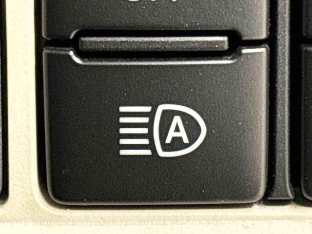 ムーヴキャンバス Ｇメイクアップ　ＳＡＩＩＩ　ブラックインテリアパック　純正ナビ装着用アップグレードパック　純正ナビゲーション　ドライブレコーダー　両側電動スライドドア　本革巻ステアリングホイール　Ｂｉ－ＡｎｇｌｅＬＥＤヘッドランプ　オートライト　キーフリーシステム（21枚目）