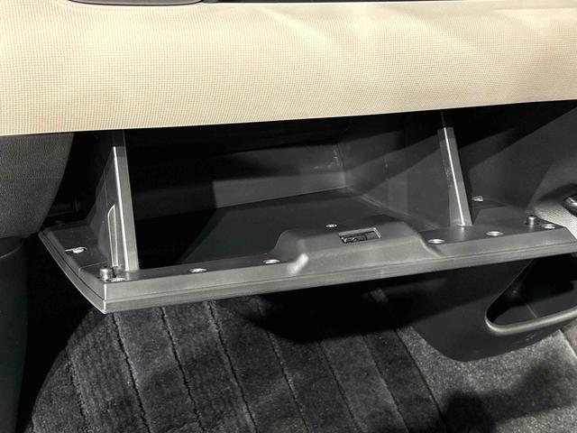 ムーヴキャンバス Ｇメイクアップ　ＳＡＩＩＩ　ブラックインテリアパック　純正ナビ装着用アップグレードパック　純正ナビゲーション　ドライブレコーダー　両側電動スライドドア　本革巻ステアリングホイール　Ｂｉ－ＡｎｇｌｅＬＥＤヘッドランプ　オートライト　キーフリーシステム（36枚目）