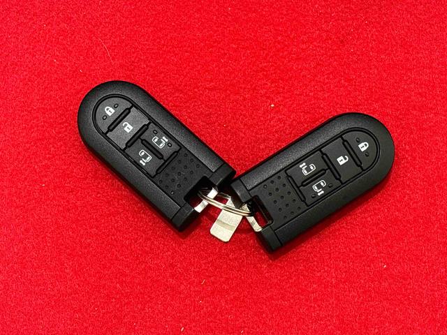 ムーヴキャンバス Ｇメイクアップ　ＳＡＩＩＩ　ブラックインテリアパック　純正ナビ装着用アップグレードパック　純正ナビゲーション　ドライブレコーダー　両側電動スライドドア　本革巻ステアリングホイール　Ｂｉ－ＡｎｇｌｅＬＥＤヘッドランプ　オートライト　キーフリーシステム（53枚目）