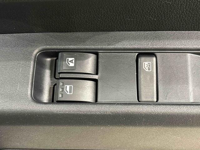 ハイゼットカーゴ ＤＸ　キーレスエントリーシステム　リヤヒーター　ハロゲンヘッドランプ　オーバーヘッドシェルフ　荷室ランプ　ＡＭ・ＦＭラジオ　テンパータイヤ　スチールホイール　マニュアルエアコン　マニュアルレベリング機能付きオートライト　アイドリングストップ（22枚目）