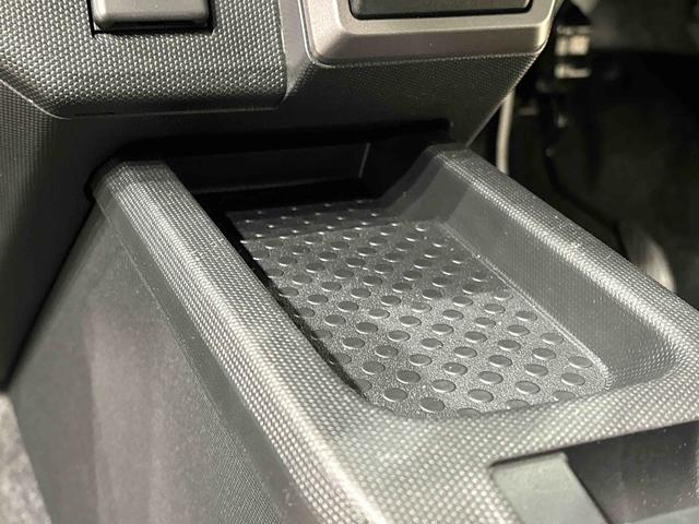 タフト Ｇ　ダーククロムベンチャー　前席シートヒーター　バックカメラ　アダプティブルクルーズコントロールＬＥＤヘッドライト　ＬＥＤフォグランプ　オートライト　オートハイビーム　１５インチアルミホイール　ＳＲＳサイドエアバッグ　純正カーペットマット　純正ロングバイザー（19枚目）