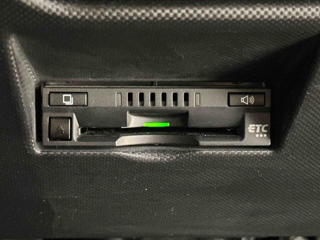 �d�s�b�J�[�h��}�����邱�Ƃō������H�𗘗p����ۂ̎x�������L���b�V�����X�ɂȂ�����A�d�s�b�X�}�[�g�C���^�[�`�F���W�����p�ł�����A�ƂĂ��֗��ȃA�C�e���ł��I