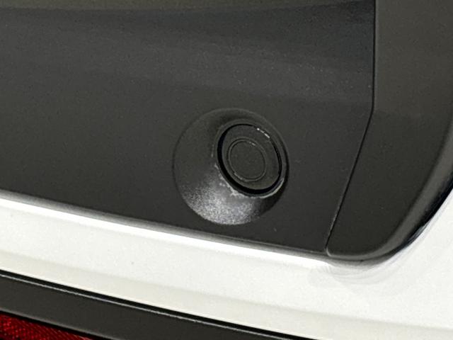 �O��ɏ�Q���܂ł̋����ɂ������āA�x�����ƕ\���ŏ�Q���̊m�F���T�|�[�g����R�[�i�[�Z���T�[���ځI