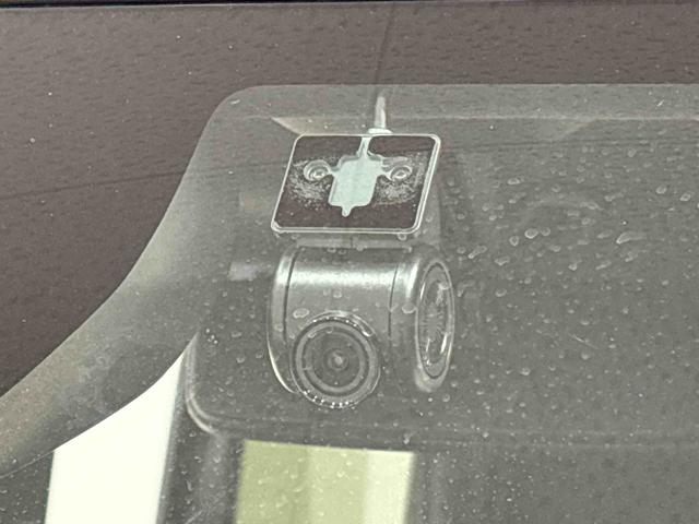 タント カスタムＲＳ　ナビ　パノラマモニター　ドラレコ　ＥＴＣ車載器　ＬＥＤオートライト　パワースライドドアウェルカムオープン機能　オート電動格納式ドアミラー　助手席ロングスライド　助手席イージークローザー　アルミホイール　キーフリーシステム（9枚目）