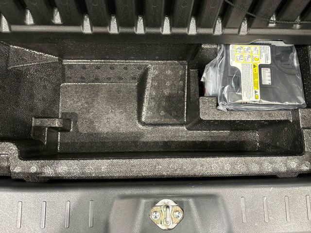 ムーヴキャンバス ＧメイクアップＶＳ　ＳＡＩＩＩ　ナビ　ドラレコ　ＥＴＣ　ＬＥＤヘッドランプ・フォグランプ　置き楽ボックス　オートライト　プッシュボタンスタート　セキュリティアラーム　パノラマバックモニター　両側パワースライドドア　キーフリーシステム　運転席シートヒーター（46枚目）