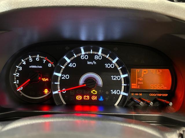 ムーヴ ＸリミテッドＩＩ　ＳＡＩＩＩ　バックモニター対応　ＥＴＣ　運転席シートヒーター　アルミホイール　オートライト　プッシュボタンスタート　セキュリティアラーム　キーフリーシステム　オート電動格納式ドアミラー　シートリフター（19枚目）