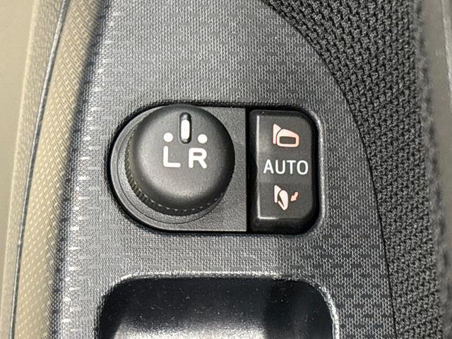 ムーヴ ＸリミテッドＩＩ　ＳＡＩＩＩ　バックモニター対応　ＥＴＣ　運転席シートヒーター　アルミホイール　オートライト　プッシュボタンスタート　セキュリティアラーム　キーフリーシステム　オート電動格納式ドアミラー　シートリフター（29枚目）