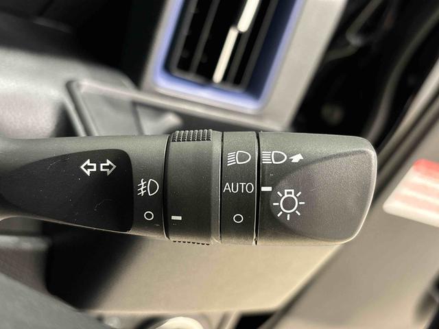 タント カスタムＸスタイルセレクション　キーフリーシステム　ナビゲーションシステム　パノラマモニター付きバックカメラ　ＥＴＣ　ドライブレコーダー　ウエルカムオープン機能付きパワースライドドア　運転席助手席シートヒーター　電動パーキングブレーキ　アルミホイール（25枚目）