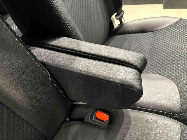 タント カスタムＸスタイルセレクション　キーフリーシステム　ナビゲーションシステム　パノラマモニター付きバックカメラ　ＥＴＣ　ドライブレコーダー　ウエルカムオープン機能付きパワースライドドア　運転席助手席シートヒーター　電動パーキングブレーキ　アルミホイール（31枚目）