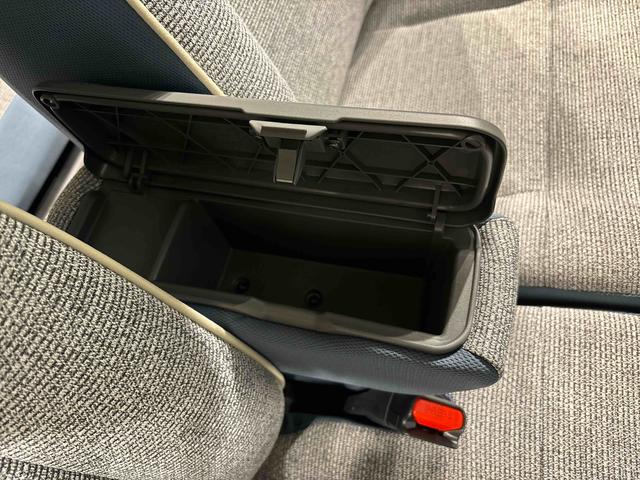 ムーヴキャンバス ストライプスG ナビ ドラレコ バックカメラ キーフリー LEDオートライト・フォグランプ 電動パーキングブレーキ プッシュボタンスタート セキュリティアラーム バックカメラ 両側パワースライドドアウエルカムオープン機能 オート電動格納式ドアミラー(31枚目)