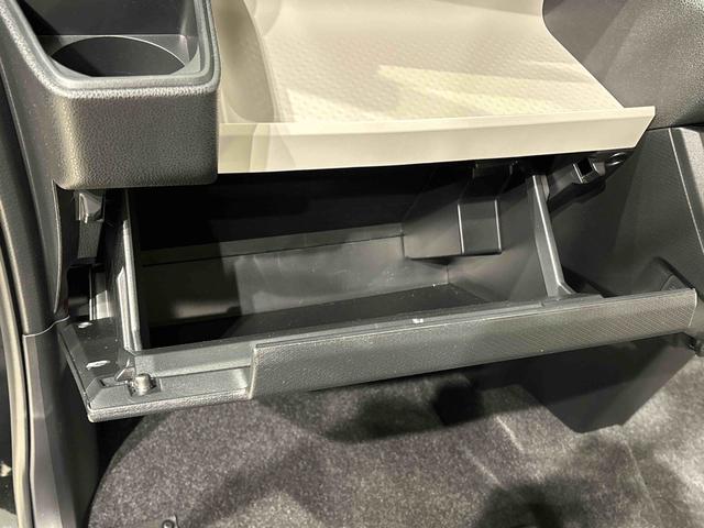 タント X LEDオートライト パワースライドドアウェルカムオープン機能 電動パーキングブレーキ 運転席助手席シートヒーター フルホイールキャツプ キーフリーシステム オート電動格納式ドアミラー(32枚目)