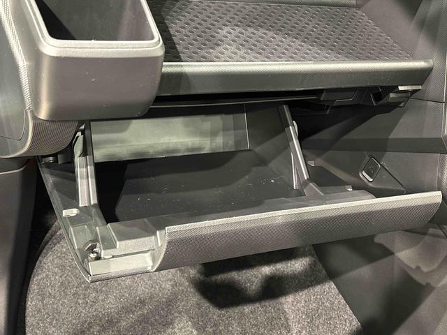 タフト Ｇターボ　ダーククロムベンチャー　スカイフィールトップ　クロムパック　メッキパック　シルバーアンダーガーニッシュ　インテリアアクセント　ＬＥＤオートハイビーム＆フォグランプ　電動パーキングブレーキ　バックカメラ　アルミホイール（32枚目）