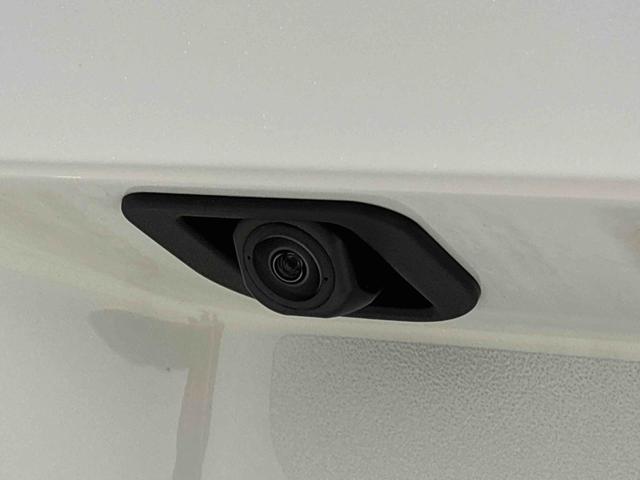 ムーヴキャンバス ストライプスＧ　バックモニター対応　ホットカップホルダー　ＬＥＤオートライト・フォグランプ　電動パーキングブレーキ　プッシュボタンスタート　セキュリティアラーム　バックカメラ　両側パワースライドドアウエルカムオープン機能　オート電動格納式ドアミラー（10枚目）