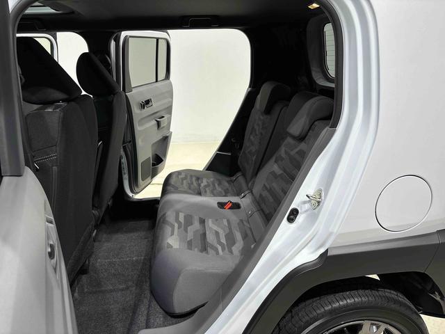 タフト Ｇ　ダーククロムベンチャー　スカイフィールトップ　ＬＥＤオートライト　オートハイビーム　フロントフォグランプ　運転席／助手席シートヒーター　プッシュボタンスタート　キーフリーシステム　電動パーキングブレーキ　バックカメラ（35枚目）