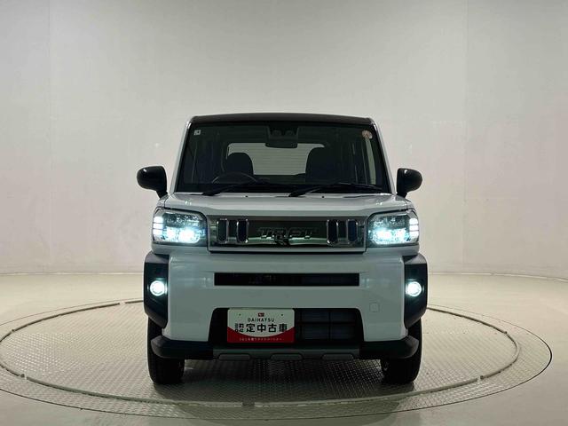 タフト Ｇ　ダーククロムベンチャー　スカイフィールトップ　ＬＥＤオートライト　オートハイビーム　フロントフォグランプ　運転席／助手席シートヒーター　プッシュボタンスタート　キーフリーシステム　電動パーキングブレーキ　バックカメラ（43枚目）