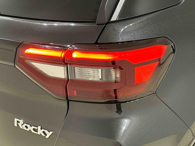 ロッキー プレミアムＧ　ＨＥＶ　ナビゲーション　ＥＴＣ　ＬＥＤヘッドランプ・フォグランプ　全車速追従機能付アダプティブクルーズコントロール　レーンキープコントロール　アルミホイール　シーケンシャルターンランプ（49枚目）