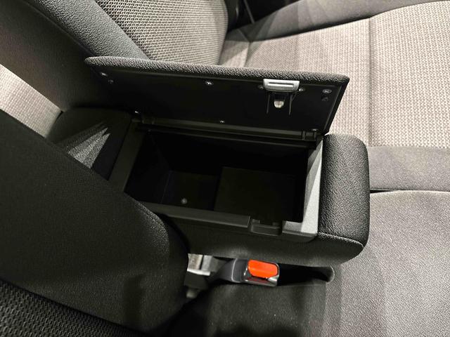 スペーシアカスタム ハイブリッドＧＳ　ナビゲーション　ＥＴＣ車載器　ＬＥＤオートライト・フォグランプ　電動パーキングブレーキ　プッシュボタンスタート　シートヒーター　アルミホイール（28枚目）