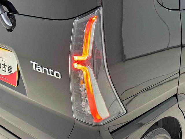 タント カスタムＲＳ　バックモニター対応カメラ　ＬＥＤオートライト　パワースライドドアウェルカムオープン機能　電動パーキングブレーキ　運転席助手席シートヒーター　アルミホイール　キーフリーシステム　　オート電動格納式ドアミラー（49枚目）