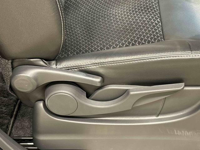 ムーヴ カスタム　ＲＳ　ハイパーリミテッドＳＡＩＩＩ　４ＷＤ　８インチナビ　パノラマ　ドラレコ　ＥＴＣ　ＬＥＤオートハイビーム・フォグランプ　運転席シートヒーター　アルミホイール　オートライト　プッシュボタンスタート　セキュリティアラーム（32枚目）