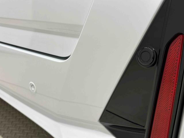 タント カスタムＲＳ　バックモニター　電動パーキングブレーキ　ＬＥＤヘッドライト・フォグランプ　後席両側パワースライドドア　運転席・助手席シートヒーター　オートライト　サイドエアバッグ　オートエアコン　キーフリーシステム　純正１５インチアルミホイール（37枚目）