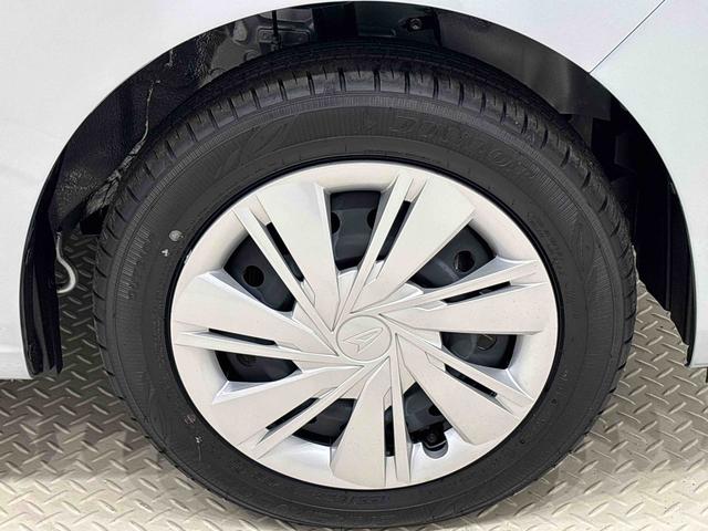 ミライース Ｘ　ＳＡＩＩＩ　ＬＥＤヘッドランプ　セキュリティアラーム　コーナーセンサー　１４インチフルホイールキャップ　キーレスエントリー　電動格納式ドアミラー　ショツピングフック　マニュアルエアコン（42枚目）