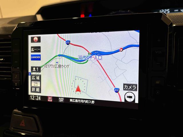 �n�}��s�u�Ȃǂ̃I�[�f�B�I�@�\���[�����Ă���̂ŁA���K�ȃh���C�u���ł��܂���@�A���n�}�f�[�^�͍ŐV�̂��̂ł͂Ȃ��C�X�V�͗L���C�ꍇ�ɂ���Ă͂ł��Ȃ�����������܂��B�ۏ؂ɂ��Ă͏C���ۏ؂݂̂ƂȂ�܂�